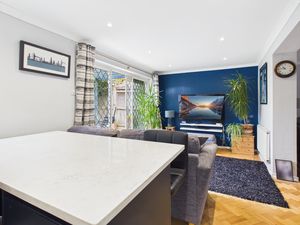 Family Room- click for photo gallery